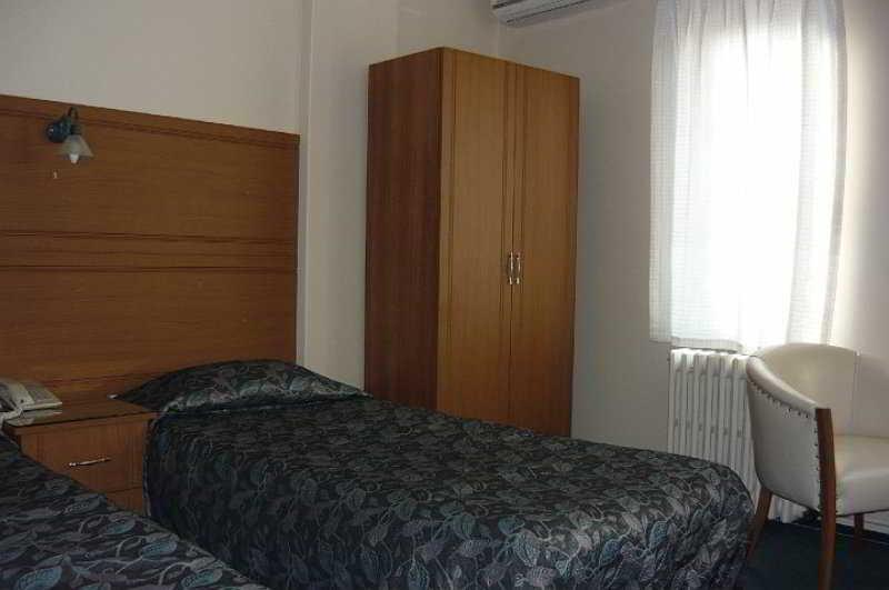 צ'ורלו Bormali Hotel מראה חיצוני תמונה
